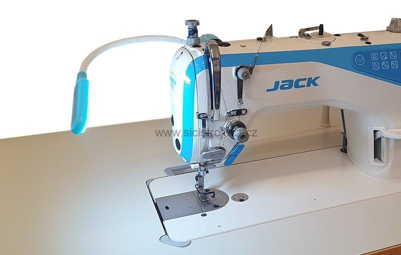 Lampička LED 3W na magnet, připojení 1x230V