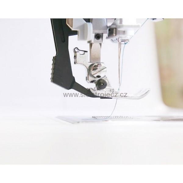 šicí stroj Bernette 77