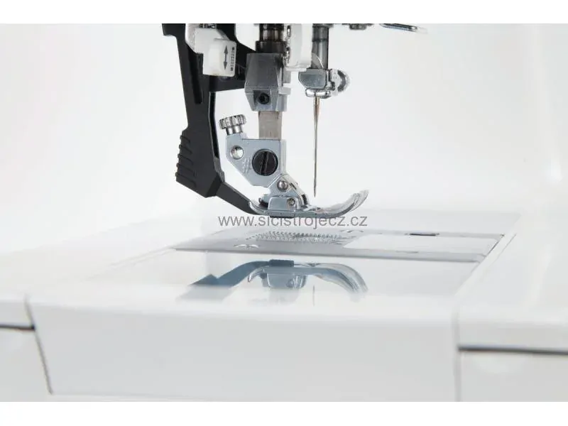 Singer Featherweight C240