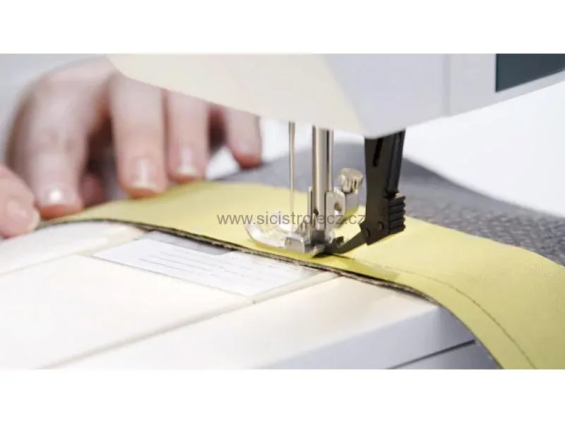 šicí stroj Pfaff Quilt Expression 720