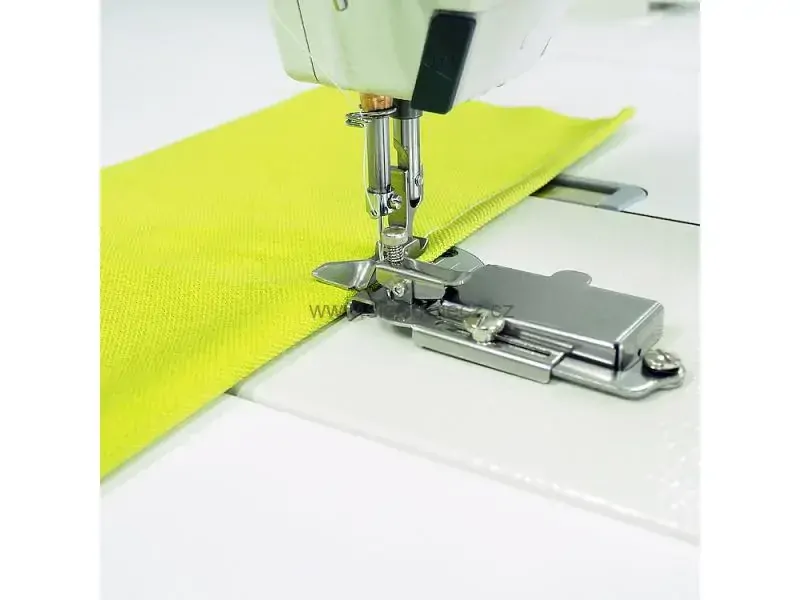 Univerzální magnetický vodič pro šicí stroje EGMG