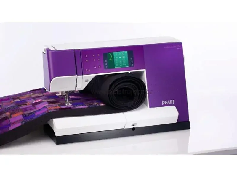 šicí stroj Pfaff Expression 710 