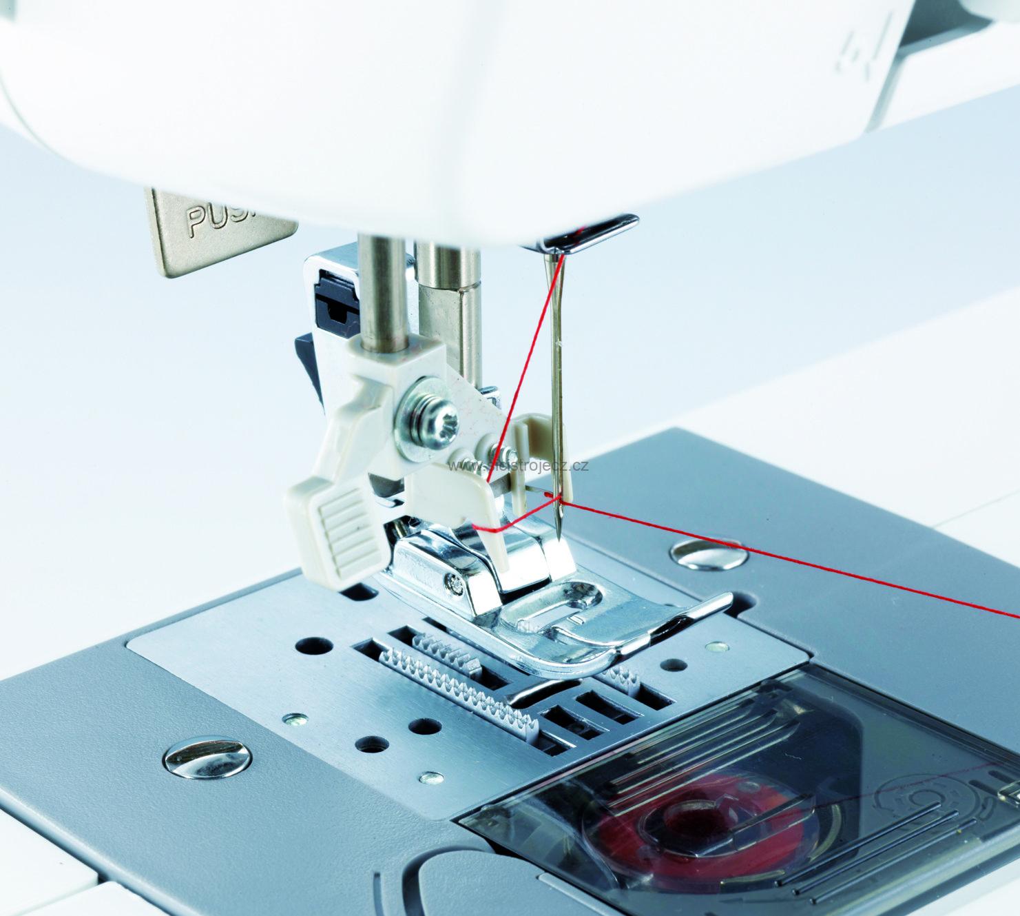 Šicí stroj Brother XQ3700 AKCE: Stolek WT9 v ceně